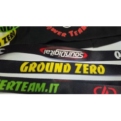 Gadget Pack  Con Cappello Occhiali Laccetto Bracciaccialetto