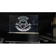 Lampada Retroilluminata a Led con Logo personalizzato inciso a CNC FINIZIOPOWERTEAM.IT
